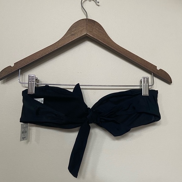 ❣️ FREE ADD ON ❣️ for bundles over $20 Ardene bathing suit top - Picture 3 of 6